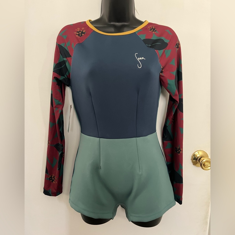Dará Surf Suit